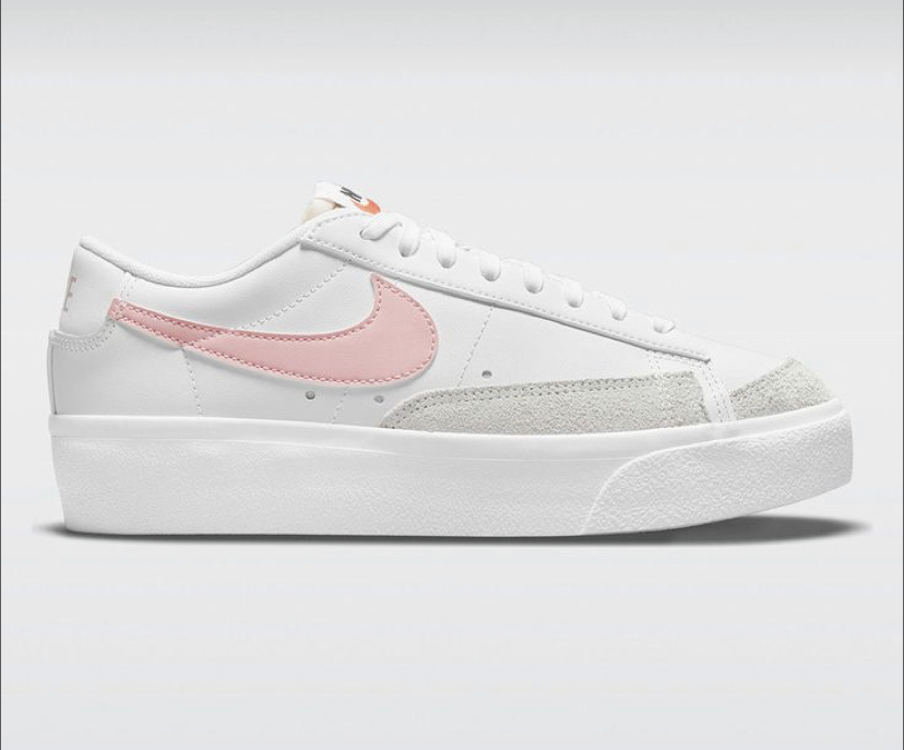 کفش ورزشی نایک مدل Blazer رنگ سفید صورتی