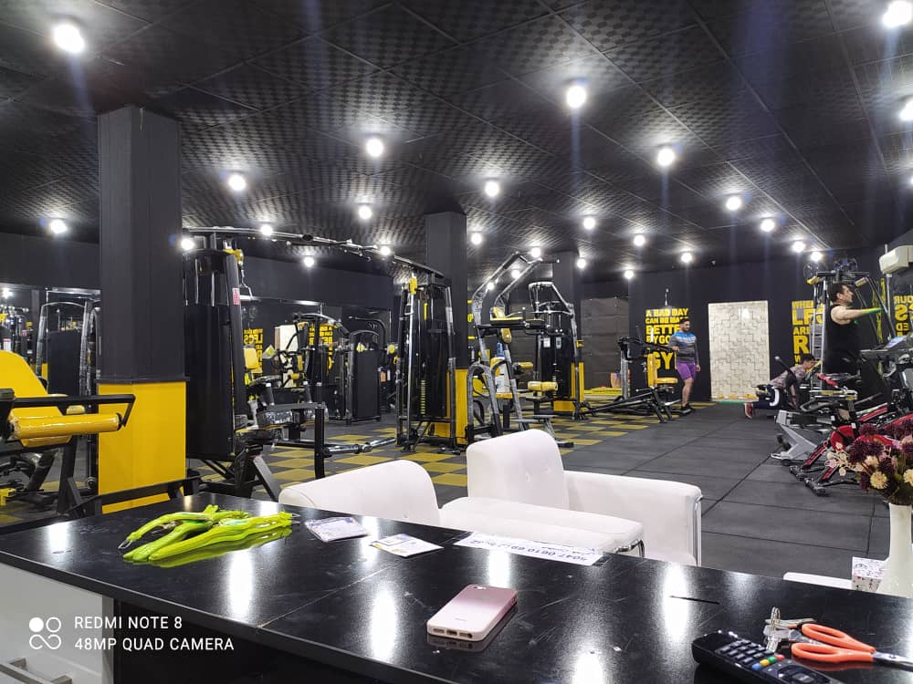 باشگاه بدنسازی کسری