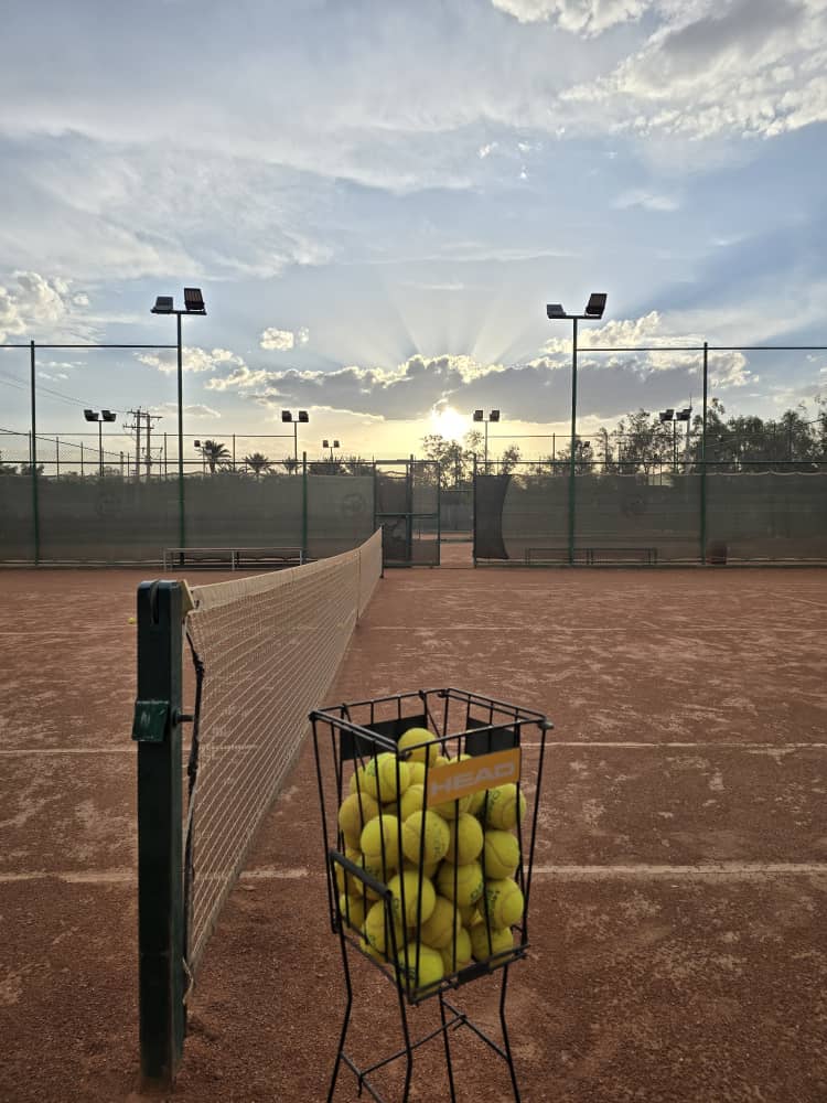 باشگاه تنیس سنگ آهن بافق