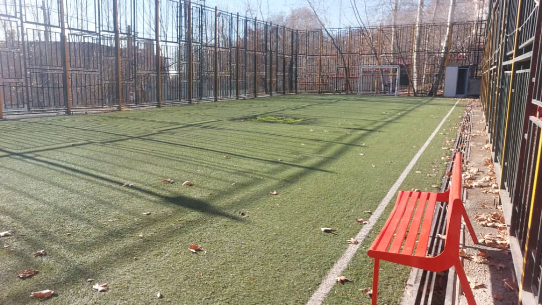 رزرو آنلاین آموزش فوتبال زیر نظر آقای ایمانی در زمین چمن شهدای دربند