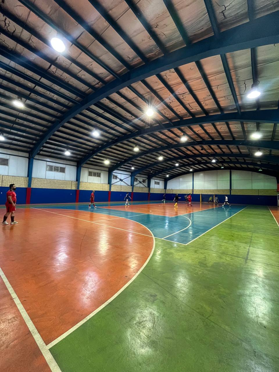 آکادمی والیبال مدرن