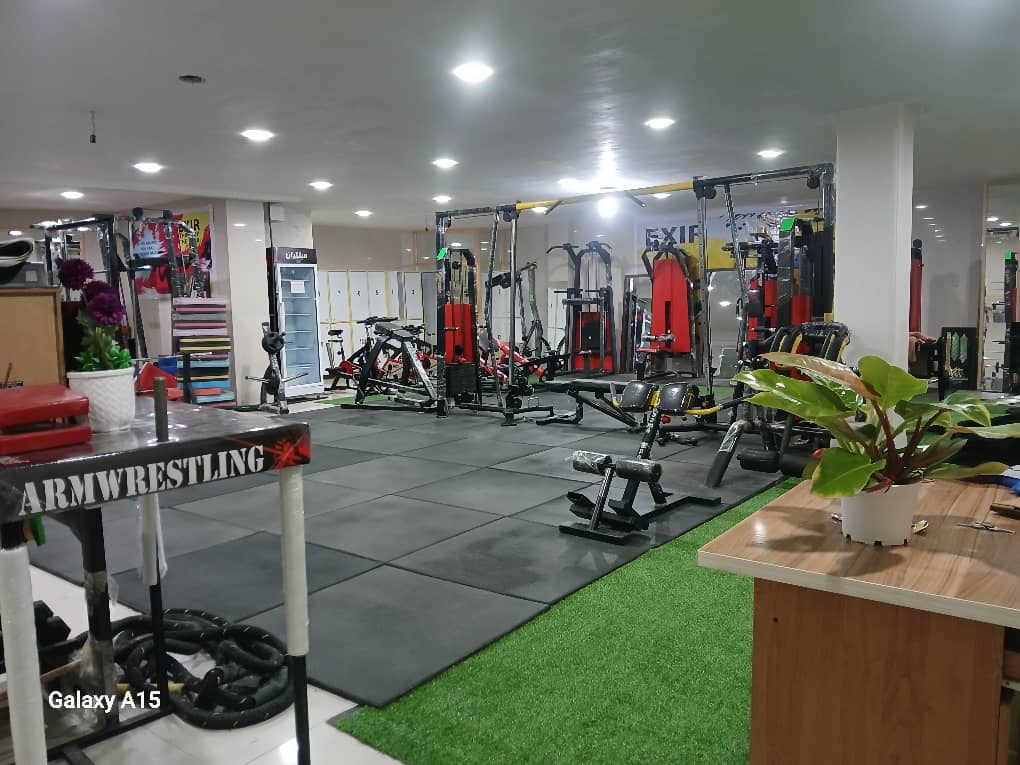 باشگاه بدنسازی اکسیر ویژه بانوان